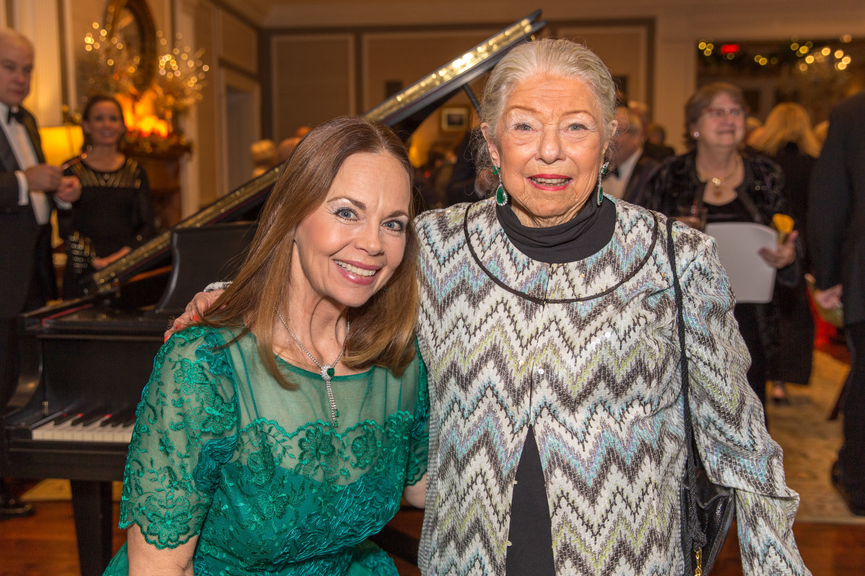120918Operatheaterholidaycelebration29.jpg